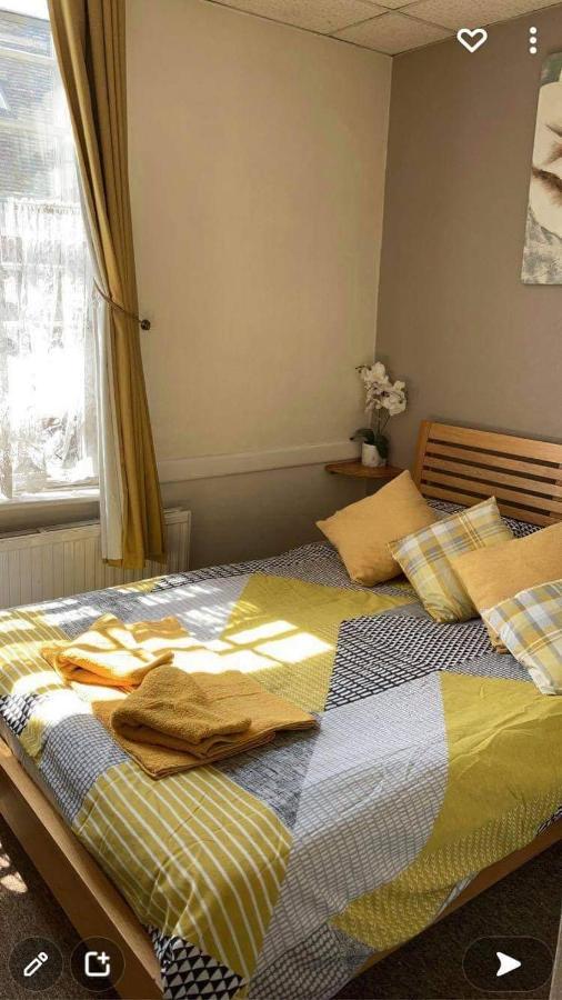 The Crown In Bed & Breakfast Fordingbridge Ngoại thất bức ảnh